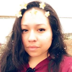 Meet your Posher, Eva